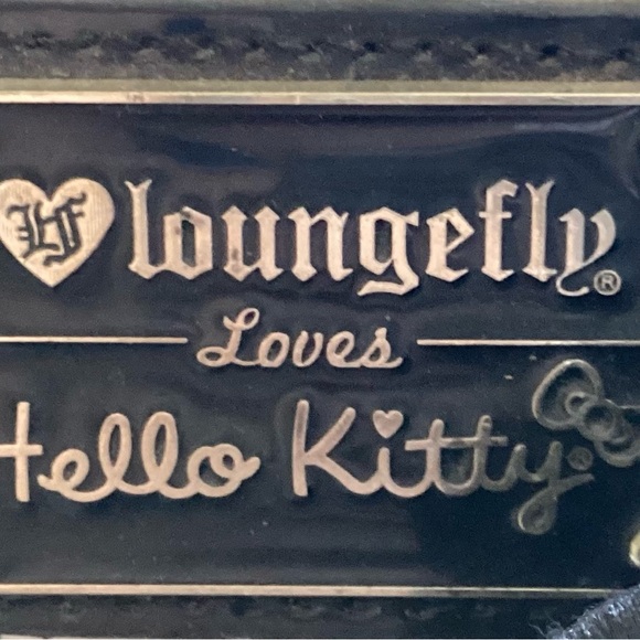 Hello Kitty by Loungefly Purse - Picture 3 of 3